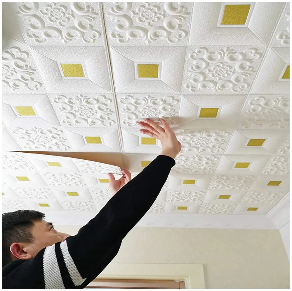 4 Pcs Foam 3D Ceiling Wall Panel Tiles 70 x 70 cm White and Gold