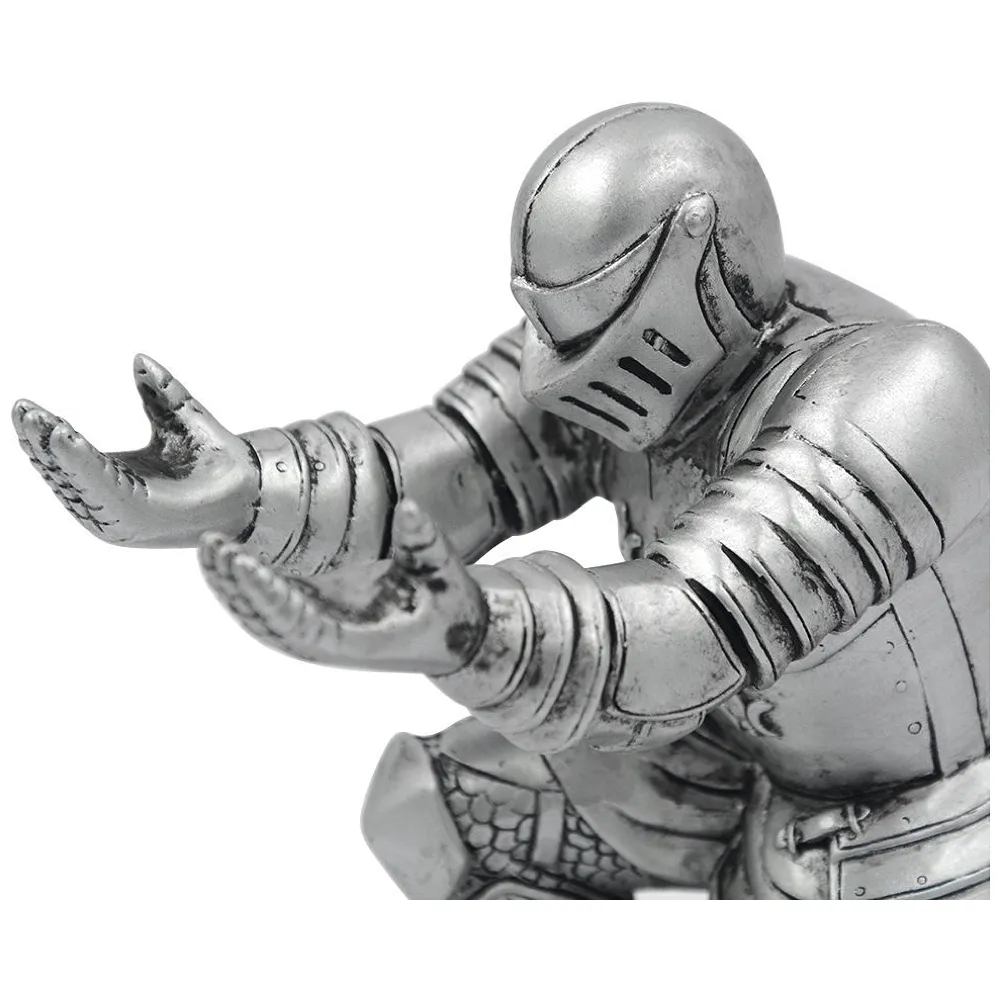 Executive Knight Pen Holder Stand Resin Figure Crusade Silver