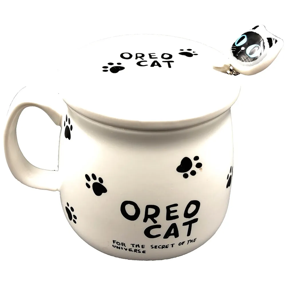 3-D Molded I Cute Animal Ceramic Mug with Spoon and Lid ~ Box Packed and High Detailing (White Oreo Cat)