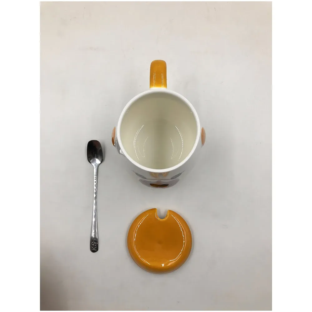 3-D Molded I Cute Animal Ceramic Mug with Spoon and Lid ~ Box Packed and High Detailing (Brown Dog Lashes)