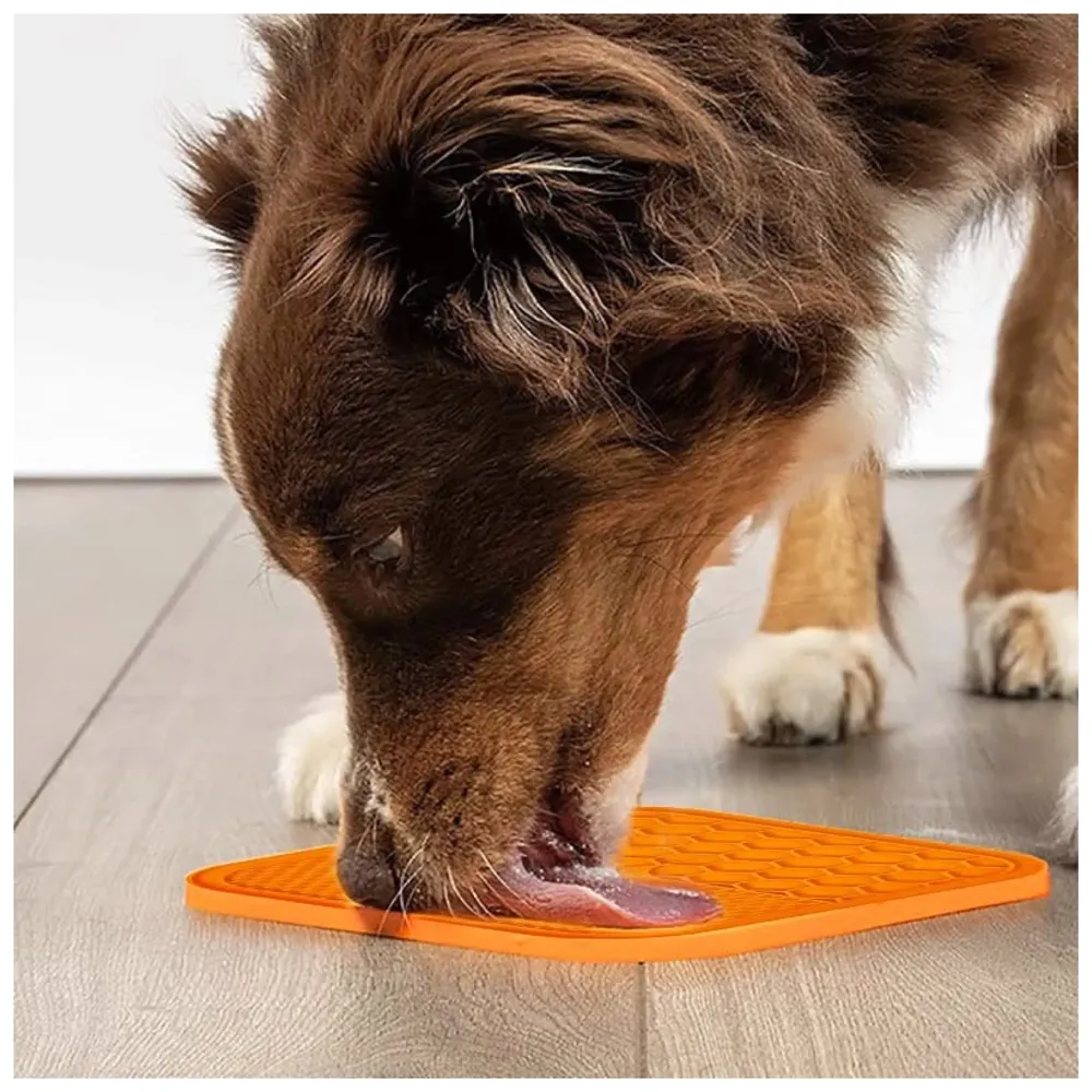 Pet Lick Mat Licking Pad Mats for Dog Cat, Food-Grade Silicone, Dog Food Mat with Suction Cup, Slow Feeding Mat Orange - (Lick mat pet Orange)